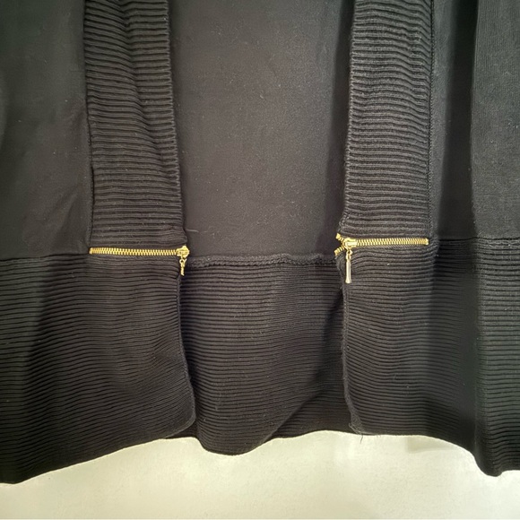 Black Open Front Cardigan with Zipper Accents - Picture 3 of 4